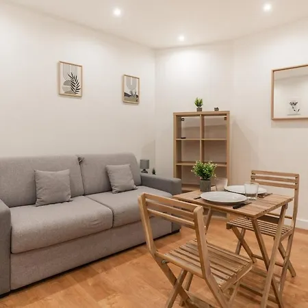 Charming Near Sacré-coeur